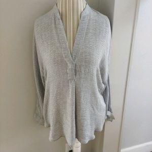 Vince 100% silk houndstooth tunic long sleeve top